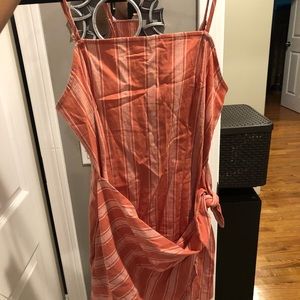 Forever 21 faux wrap dress size medium
